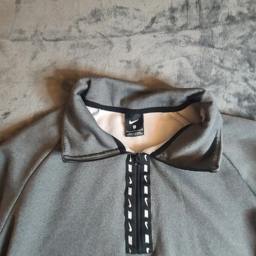 Nike Sweatshirt Pullover Women Large Gray Crop Quarter Zip Fleece‎ Long Sleeve